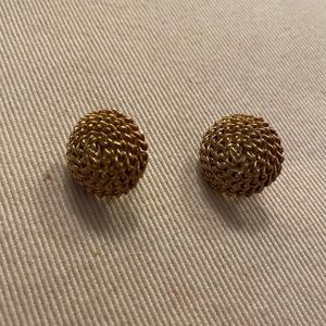 VINTAGE Gold rope coil earrings